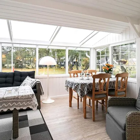 6 Person Holiday In S By